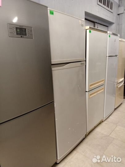 Холодильник * бу в хорошем состоянии