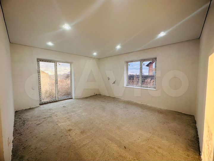 Дом 121,9 м² на участке 10,1 сот.