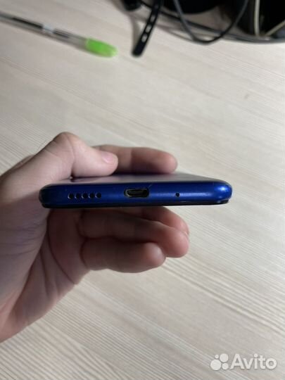 Телефон honor 8s
