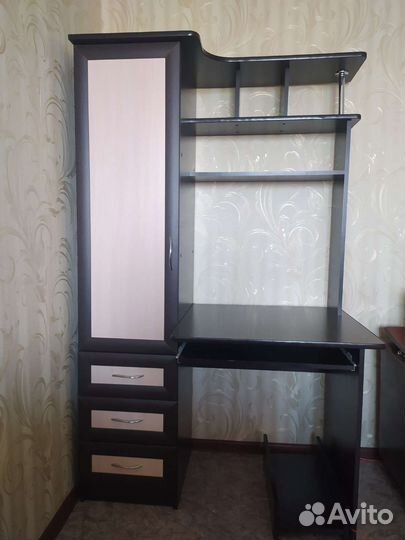 Компьютерный стол