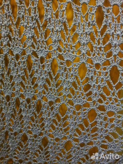 Палантин сиреневый, ручная работа