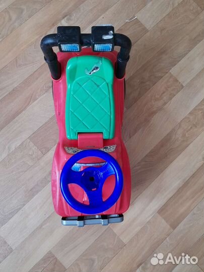 Детская Машинка-каталка с рулем без палки