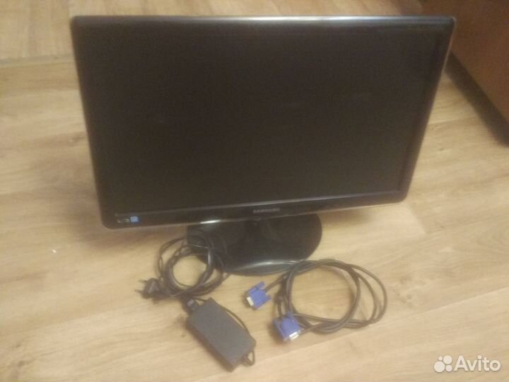 Монитор Samsung S22B370B LED