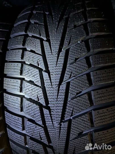 Hankook Winter I'Cept X RW10 285/60 R18 116T
