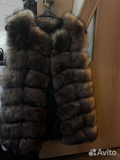 Меховая жилетка писец