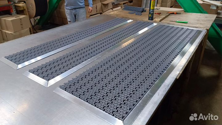 Алюминиевый порог