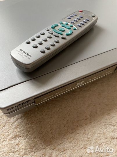 DVD плеер sharp