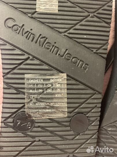 Новые Шлепки / сланцы женские Calvin klein