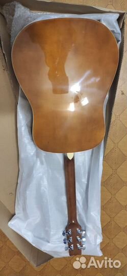 Акустическая гитара