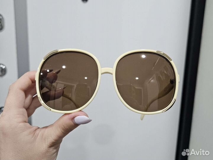 Солнечные очки женские Oriflame