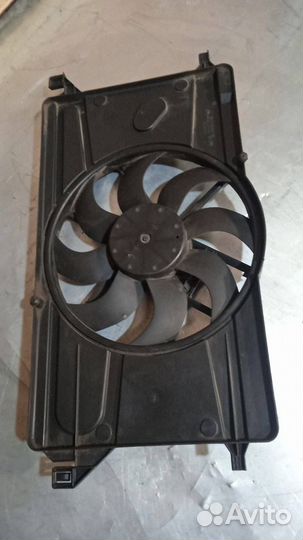 Вентилятор радиатора Ford Focus 2 2008 3M518C607EC
