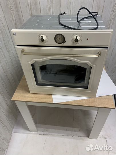 Электрический духовой шкаф Gorenje BO6735CLI