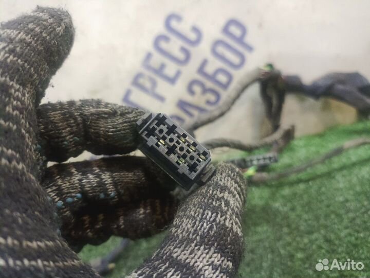 Проводка двигателя задняя правая Audi A6 седан 2.4