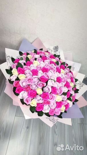 Букеты из 101 розы