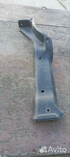 Накладка порога правая MB A9416841018