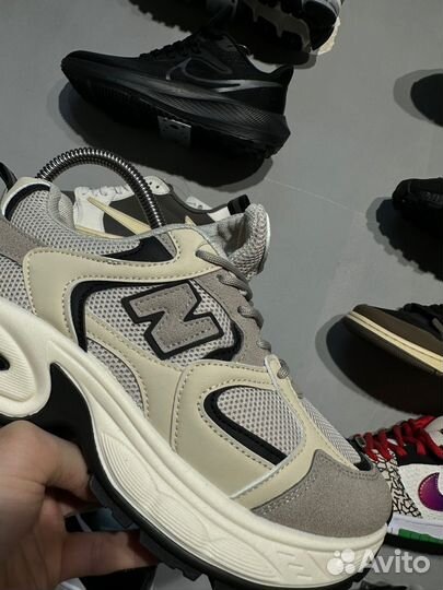 Кроссовки New Balance женские