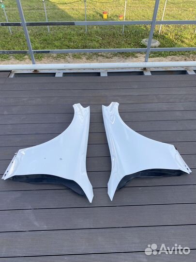 Крыло белое переднее правое левое Mercedes w205
