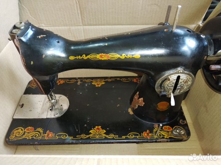 Швейная машинка пмз им.Калинина