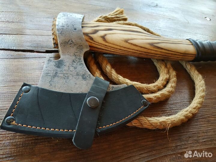 Топор кованый 1 модель