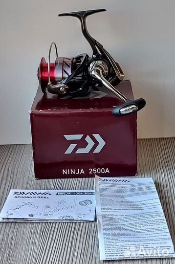 Катушка безынерционная daiwa Ninja 2500А.Новая