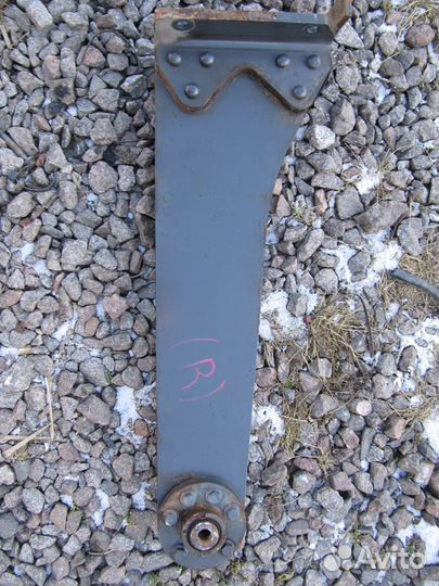 Тяга реактивная Volvo FM13 FH13