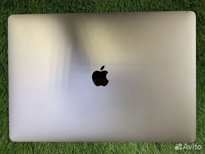 Мощный Apple MacBook Pro 15 2019 i9 512 ssd