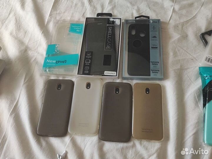 Чехлы на телефон