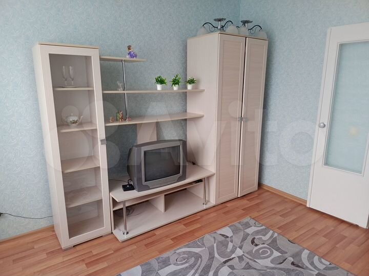 2-к. квартира, 56 м², 4/6 эт.