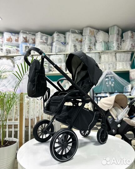 Коляска Luxmom 2 в 1 в идеальном состоянии