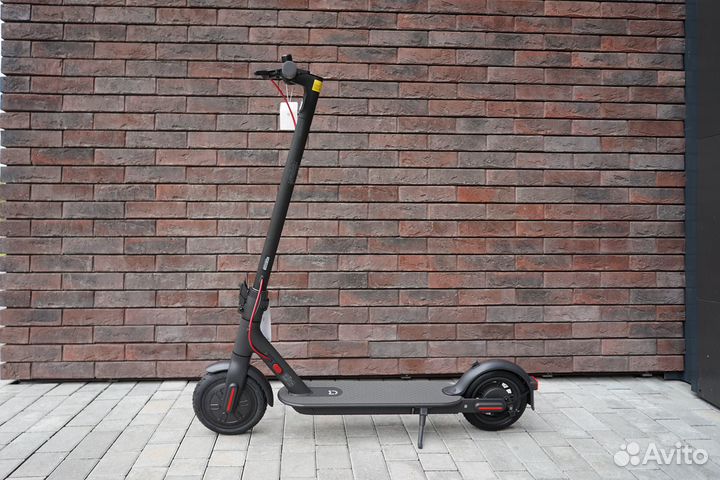 Электросамокат Xiaomi Mi Electric Scooter 3 Lite