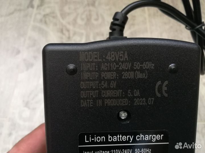 Зарядное устройство для Li-ion акб 48V/5 А