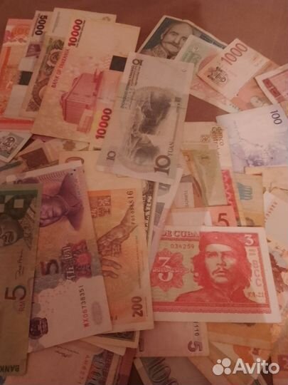 Банкноты разных стран мира