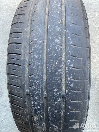 Kumho Ecsta HS51 205/65 R16 95