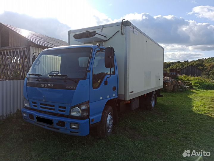Isuzu Elf (N-series), 2008