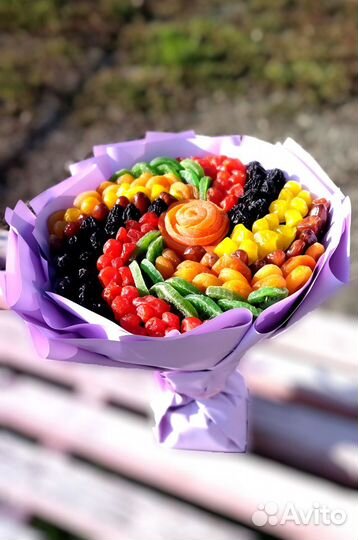 Съедобные и сладкие букеты, подарки