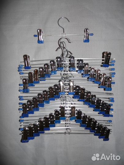 Вешалки для одежды