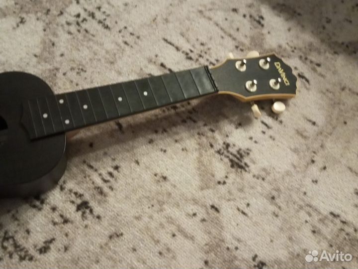 Укулеле б.у
