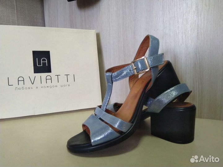 Босоножки женские кожаные 38 размер новые