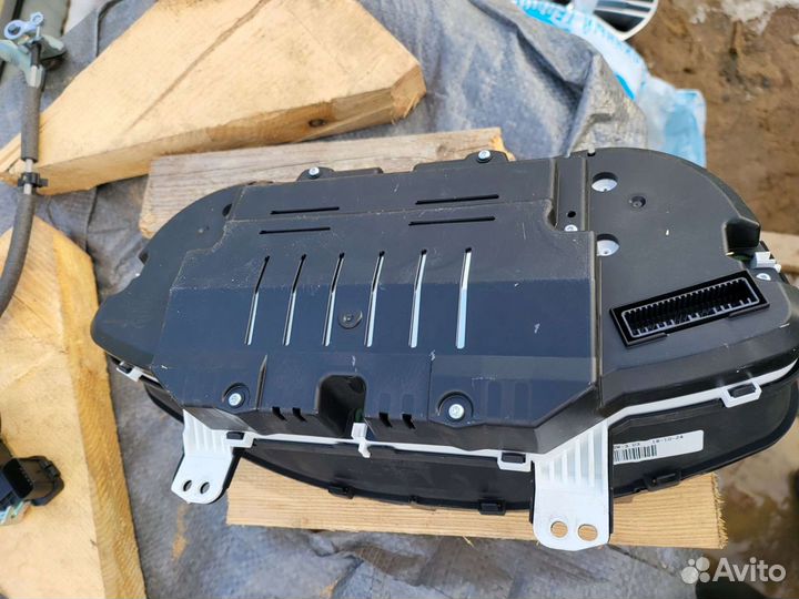 Приборная панель спидометр Genesis G80 2.0T 2018