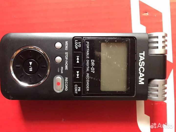 Диктофон Tascam DR-07