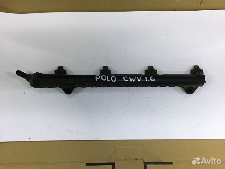 Распределитель топлива VW polo 04E133320K