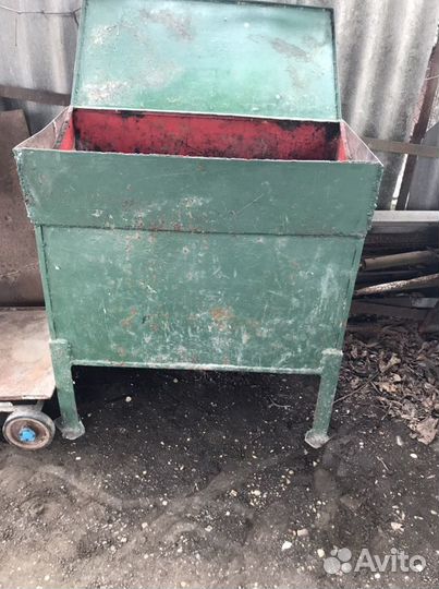 Металическая емкость для хранения