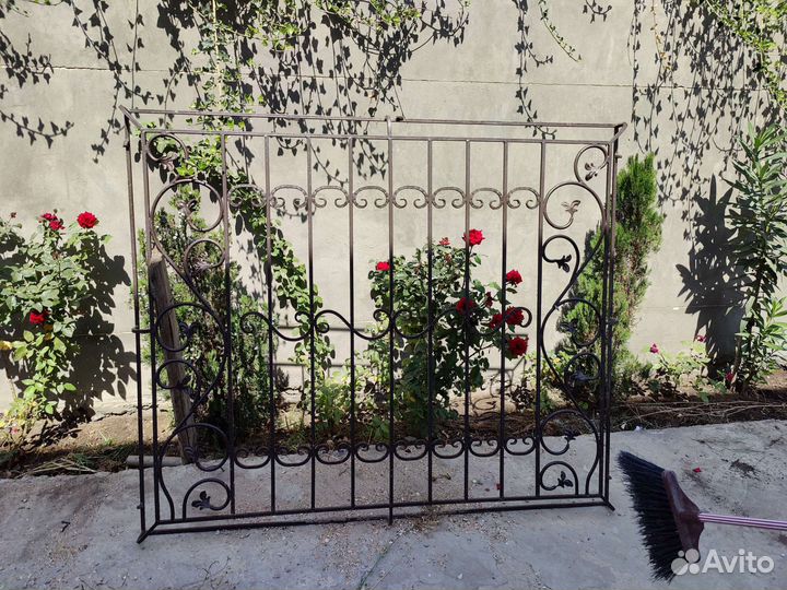 Кованые решетки на окна