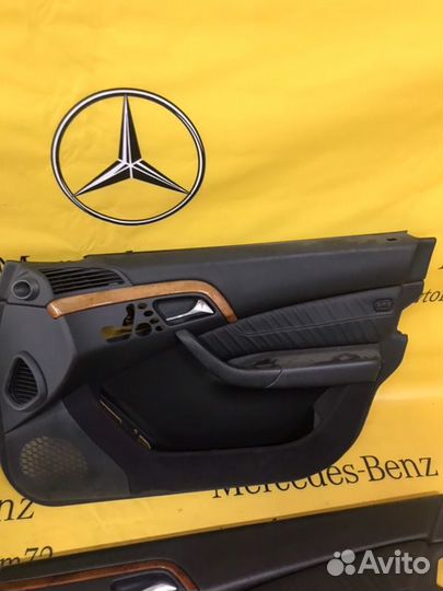 Обшивка боковой двери Mercedes S-Class S220