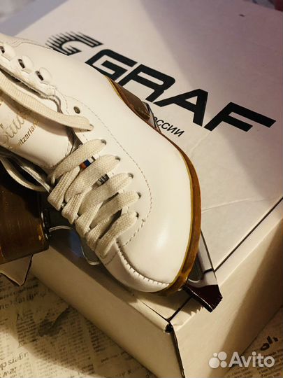Фигурные коньки graf