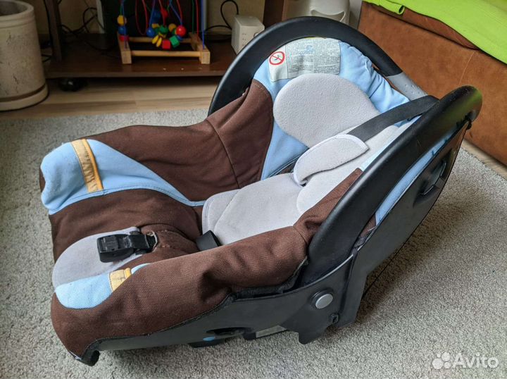 2 Детских автомобильных кресла