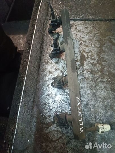 Топливная рампа Chevrolet Lacetti