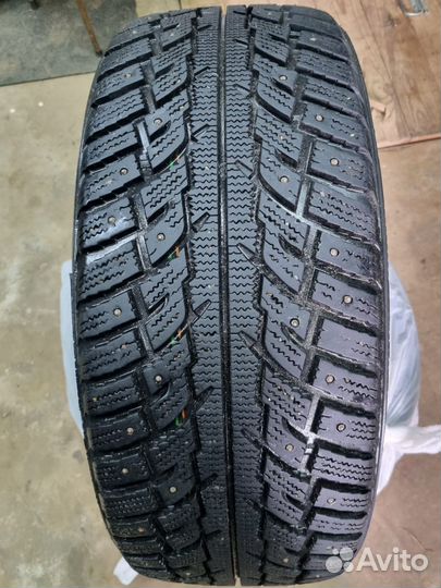 Kumho I'Zen RV Stud KC16 225/55 R18 102T