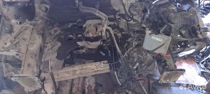 Ford Focus 1.6 МТ, 2007, битый, 180 000 км