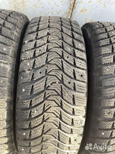 Michelin X-Ice North XIN3 195/65 R15 82T